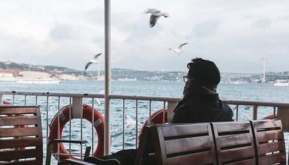 九游体育jiuyousports-青年才俊闪耀转会市场，多家俱乐部争逐未来之星，青年才俊,未来可期